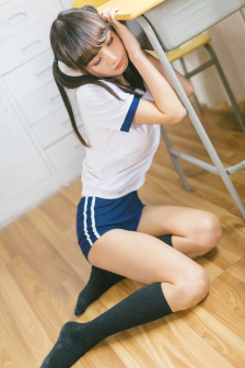 男人亲 女人的屁股
